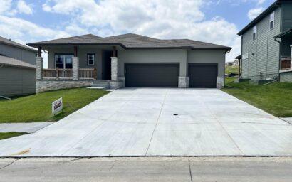 17521 Clay Street, Elkhorn NE 68007