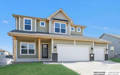 9613 S 184 Street, Omaha NE 68136