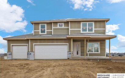 10317 S 110th Street, Papillion NE 68046